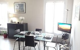Apartment With Car Park - Charonne Neighborhood